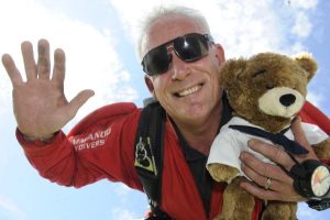 Skydiving teddies