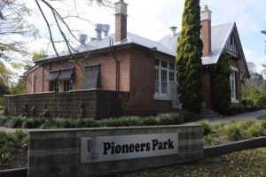 Park marks pioneers