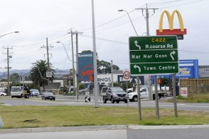 Works on Racecourse Road begins