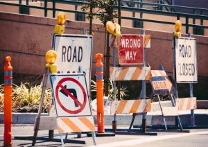Racecourse Road to close