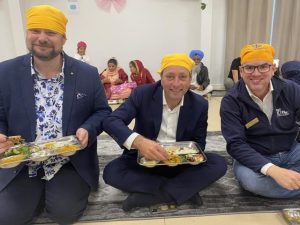 Liberals pledge money to Sikh Temple upgrades