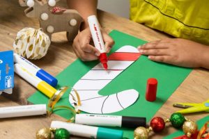 Christmas crafts, but make it sustainable