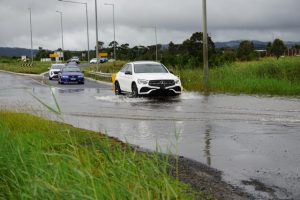 Flash flooding hits Pakenham