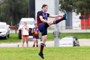 Even battles highlight week one in women’s football