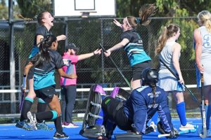 Cardinia men continue rolling