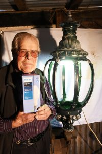 Residents show lamp retrofit ‘quick and easy’