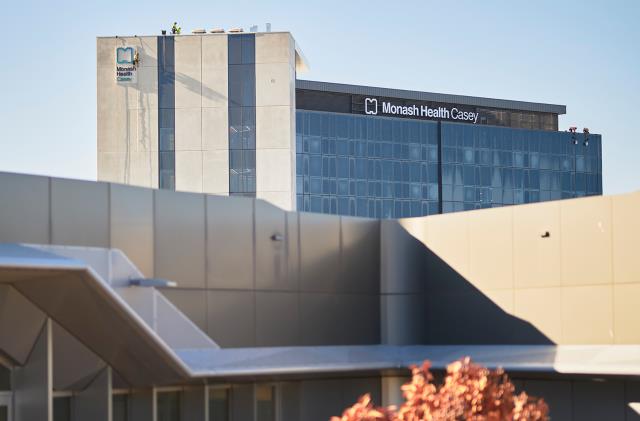Caseyhosp_199744_03.jpg