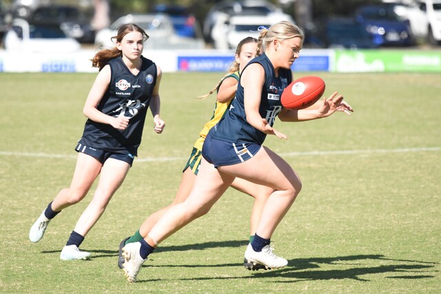 EFNLwomens_475441_31.JPG