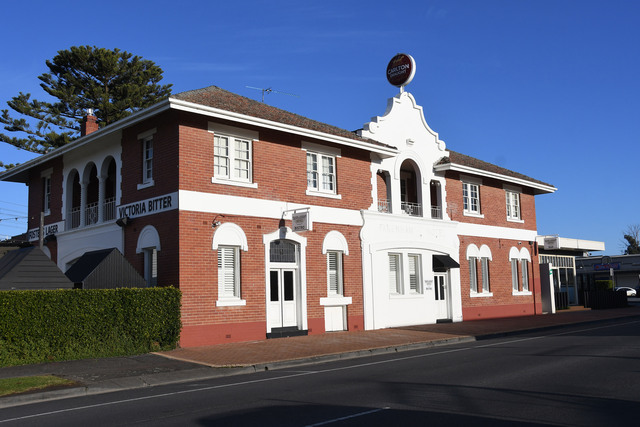 Railway Hotel secures gig funding