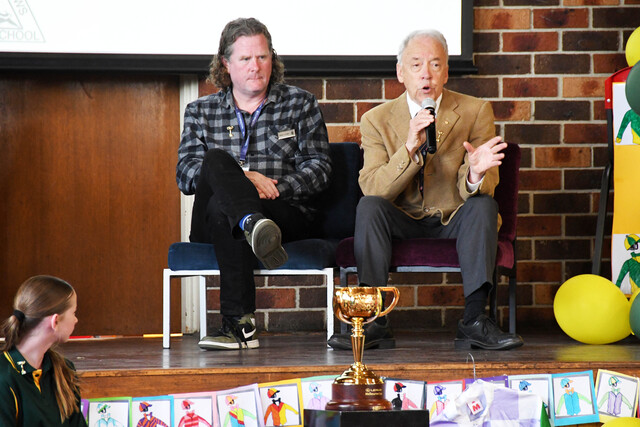 Cup visits primary school
