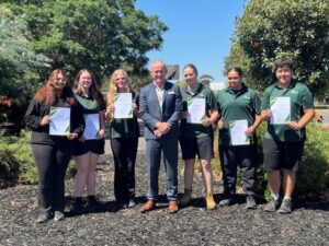 Pakenham Secondary good samaritans set example